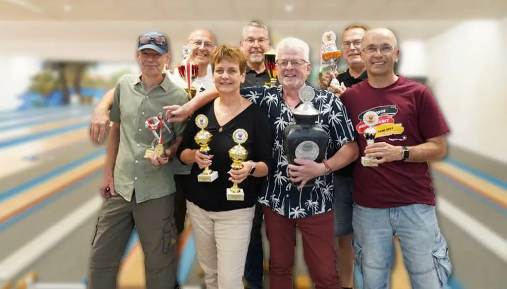 Vereinsfreunden und Pokalen 